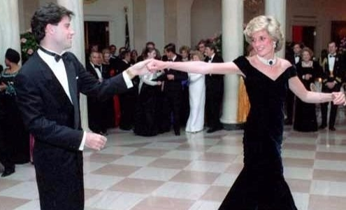 Princess_Diana_and_John_Travolta_C31893-10