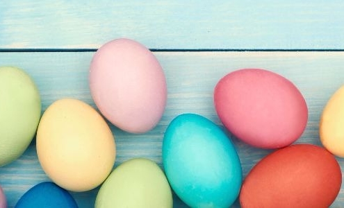 01-homemade-easter-egg-dye-eggs